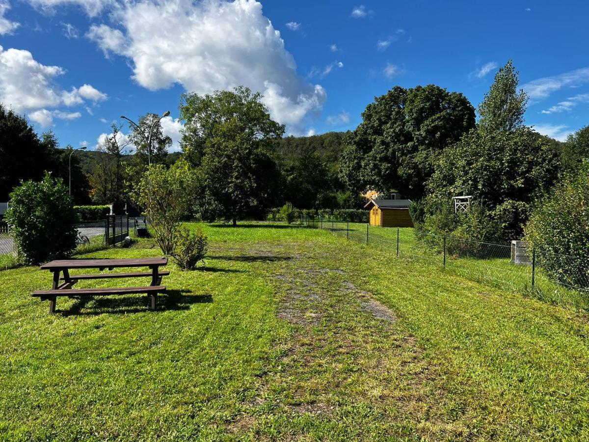 Chalet Ardennais Fromelennes Exterior photo