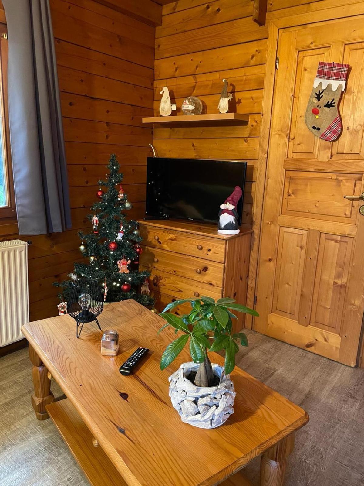 Chalet Ardennais Fromelennes Exterior photo